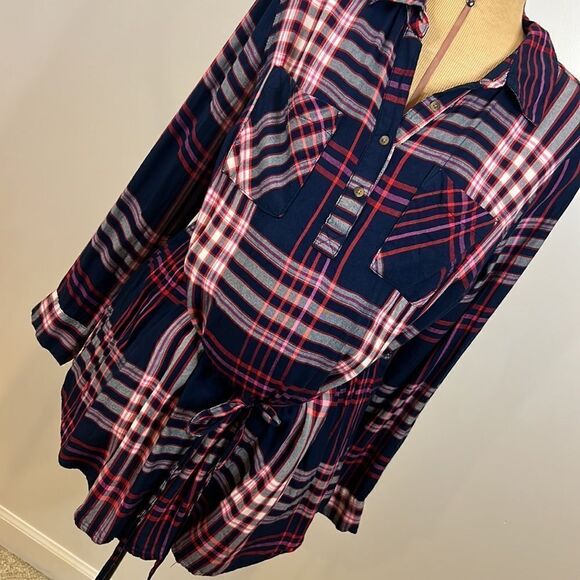 Liz Lange Plaid Tunic with Tie - Size Medium - Picture 1 of 9